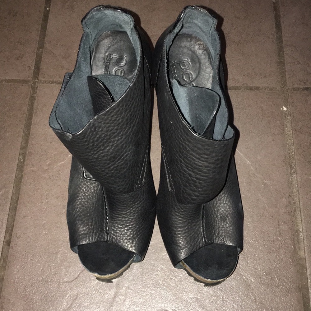 Pedro Garcia black sandals